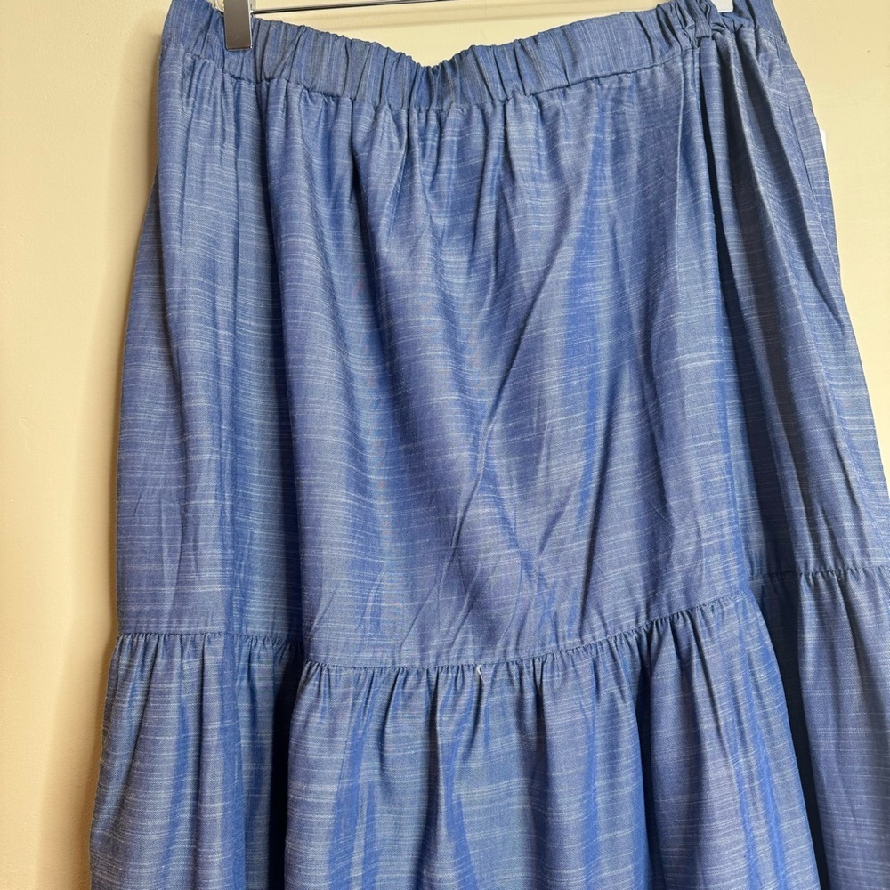 Lane Bryant Tiered Maxi Skirt 100% rayon - Picture 5 of 8